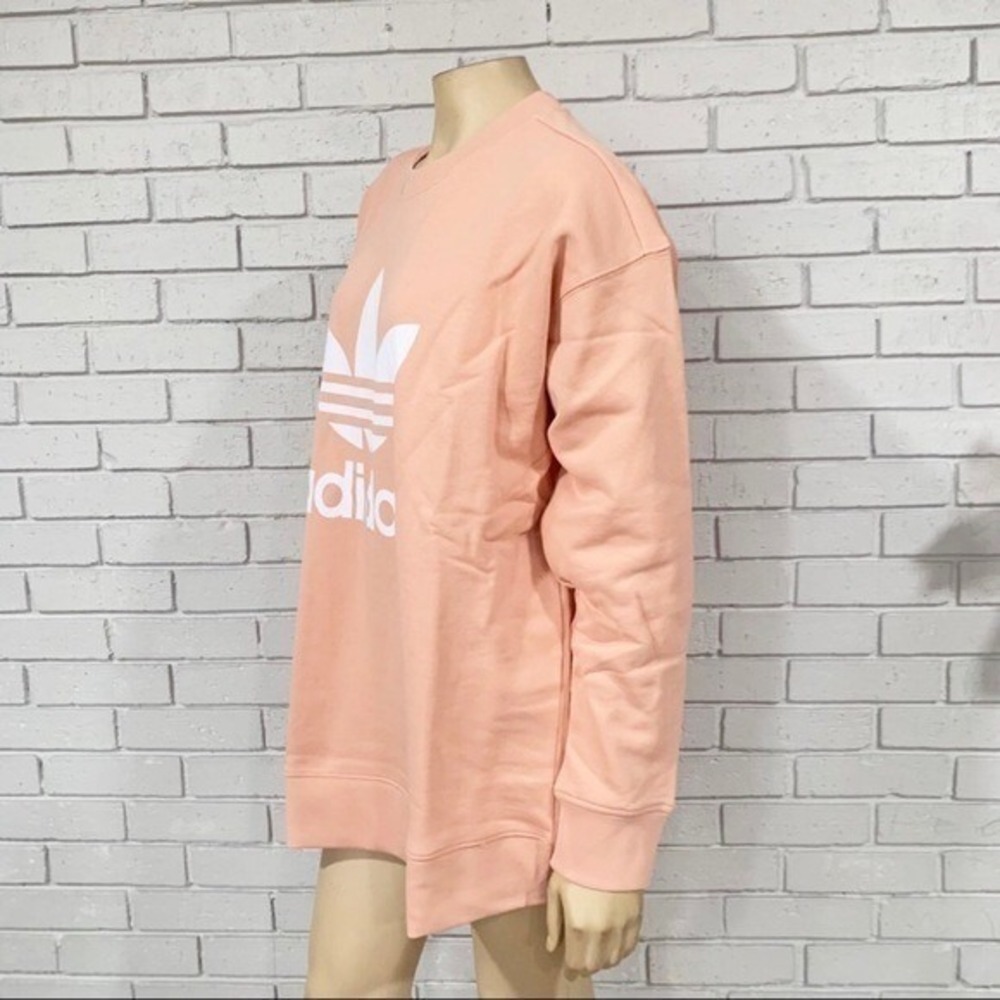 Adidas Originals Women Oversized Trefoil Sweatshirt Peach Coral Crewneck NWT - Picture 4 of 6